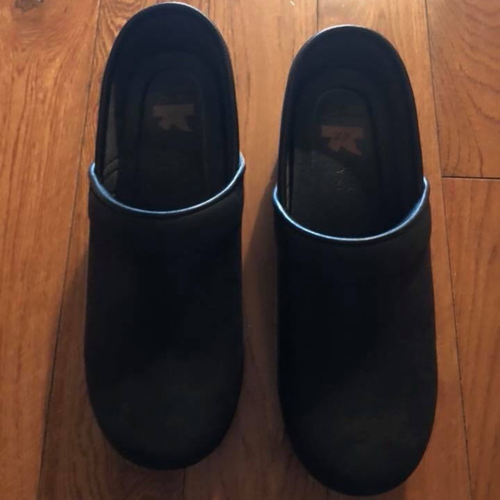 Dansko nursing shoes